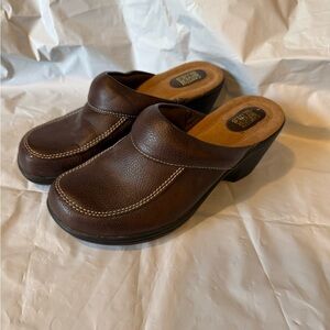Canyon River Blues Women Chocolate Brown Dara Slip-On Block Heel Mules Clogs 6.5